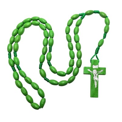 Różaniec drewniany owalny zielony K46OZ