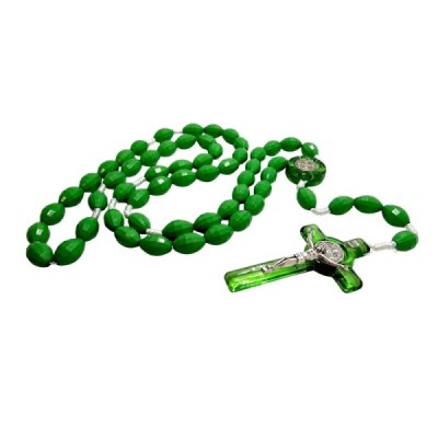 Różaniec zielony owalny plastikowy 1057AB