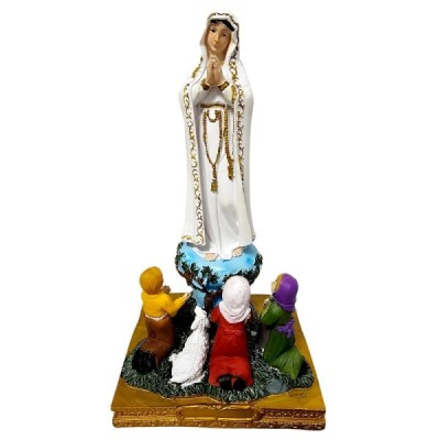 Figurka MB Fatimska z dziećmi 22 cm 142