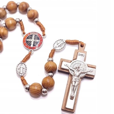 Różaniec drewniany na sznurku Benedykt A63