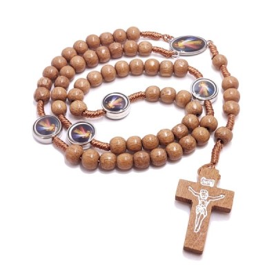 Różaniec drewniany jasny brąz JUT  HDW81389NJBR