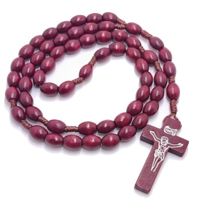 Różaniec drewniany na sznurku owal bordo 046